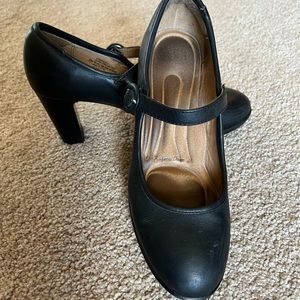 Sofft Black Mary Jane Heel, Size 8